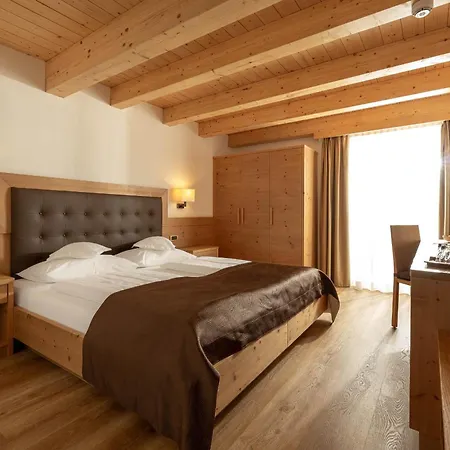Hotel Gran Paradis 4*