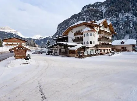 فندق Gran Paradis 4*